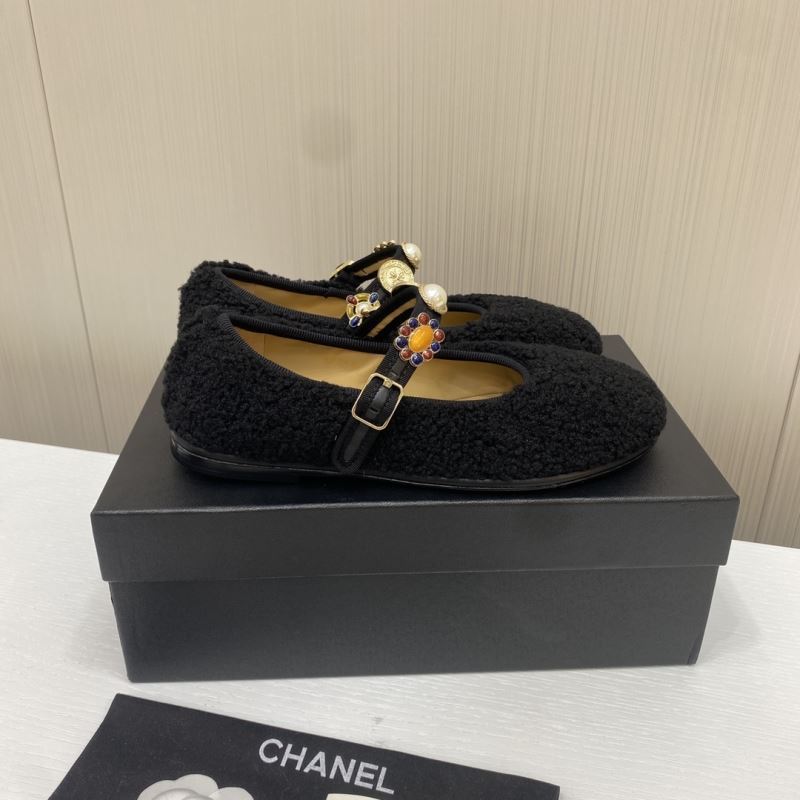 Chanel Low Shoes